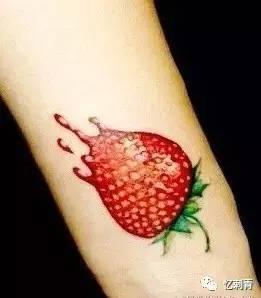 最新吃瓜网红纹身图片高清,高清揭秘吃瓜网红的个性图案