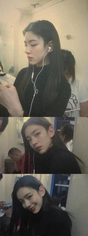 网红女吃瓜搞笑,带你领略网络笑果盛宴